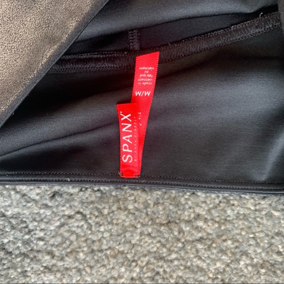 SPANX Black Shiny Leggings - Picture 6 of 9